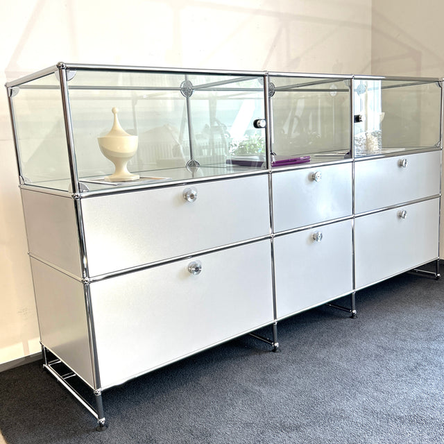 USM Haller - Sideboard/Vitrine - mattsilber - gebrauchter TOP Zustand