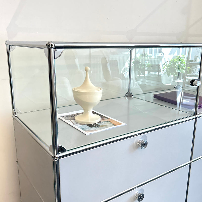 USM Haller - Regal/Vitrine - mattsilber - TOP Zustand