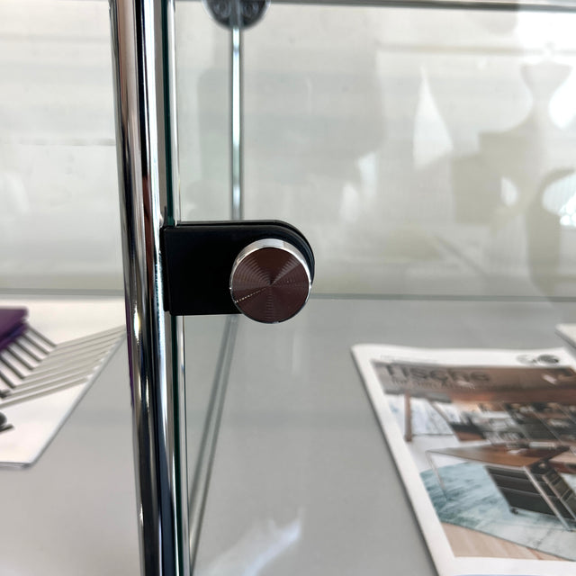 USM Haller - Sideboard/Vitrine - mattsilber - gebrauchter TOP Zustand