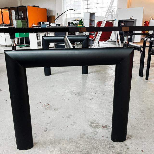 Cassina LC 6  Esstisch - schwarz - Kristallglasplatte - gebrauchter TOP Zustand