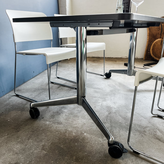 WERNDL - Klapptisch - grau - rollbar