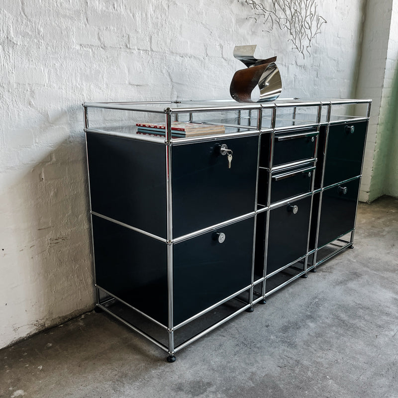 USM Haller - Sideboard - schwarz