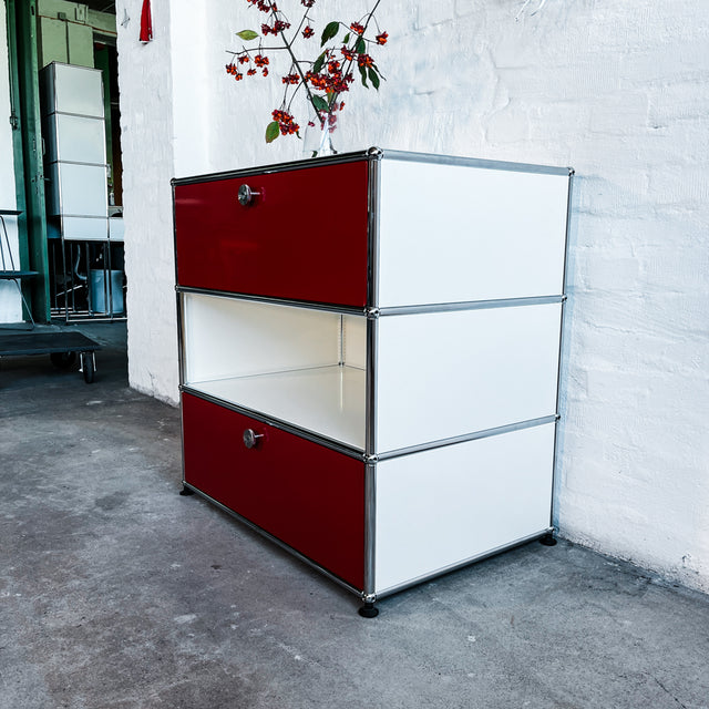 USM Haller - Sideboard - rot/weiß - gebrauchter TOP Zustand