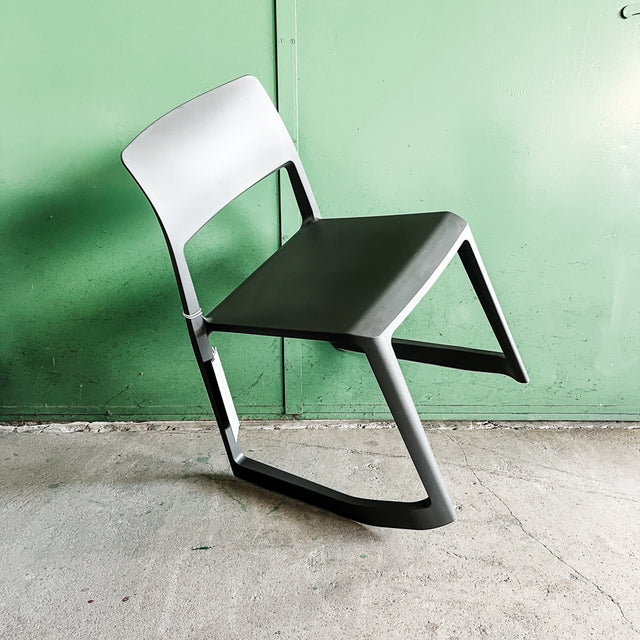 Vitra - Tip Ton - Stuhl - Basaltgrau - Outdoorfähig