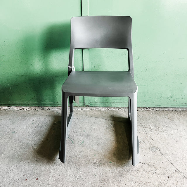 Vitra - Tip Ton - Stuhl - Basaltgrau - Outdoorfähig