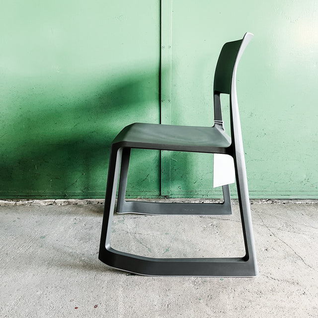 Vitra - Tip Ton - Stuhl - Basaltgrau - Outdoorfähig