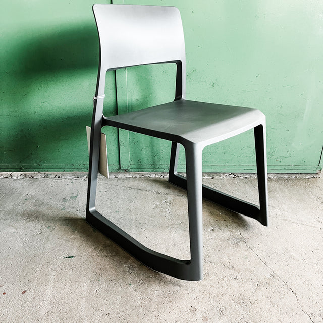 Vitra - Tip Ton - Stuhl - Basaltgrau - Outdoorfähig