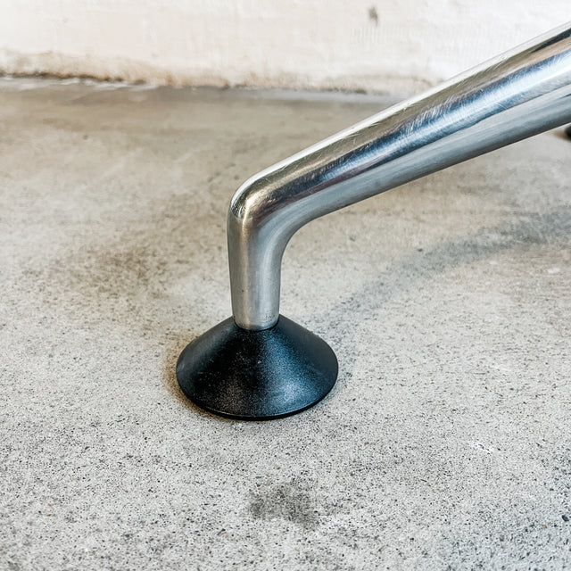 Vitra - Meda Chair - Konferenzsessel - schwarz