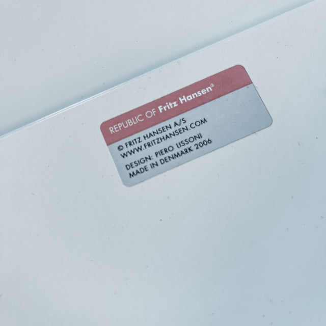 Fritz Hansen - Beistelltisch - weiß