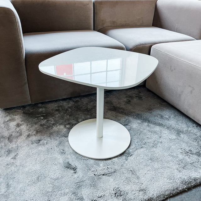 Fritz Hansen - Beistelltisch - weiß