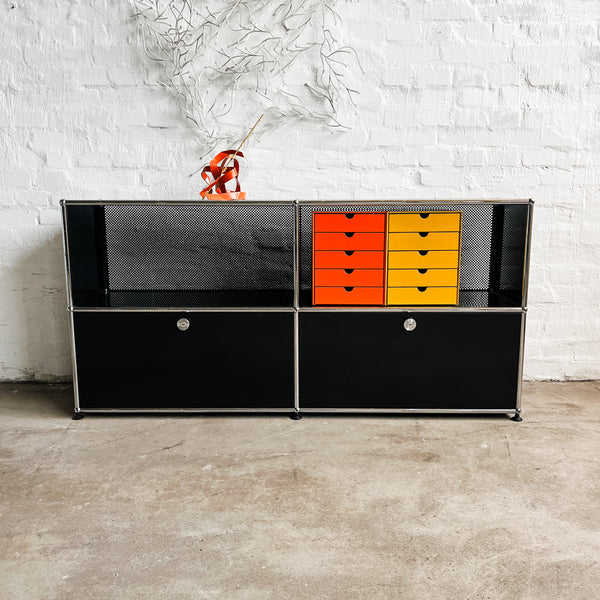 USM Haller - Sideboard - schwarz - perforiert