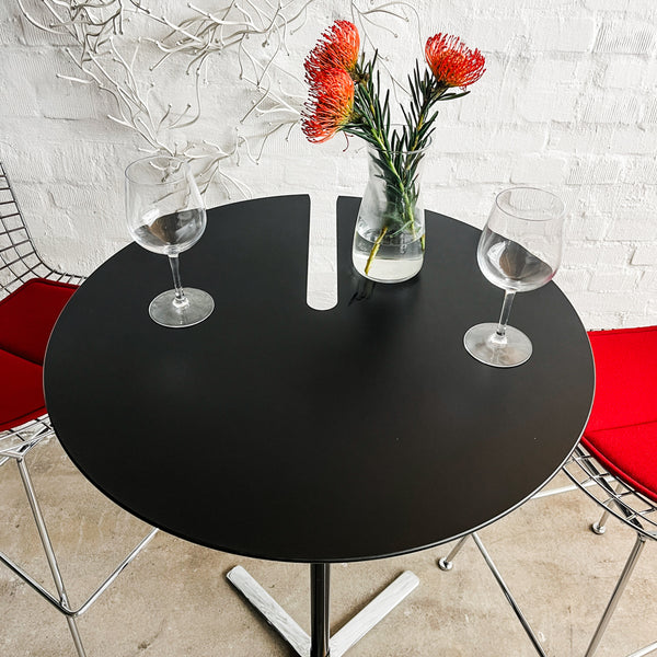 Wilkahn - Aline - Stehtisch - Schwarz - Verchromt