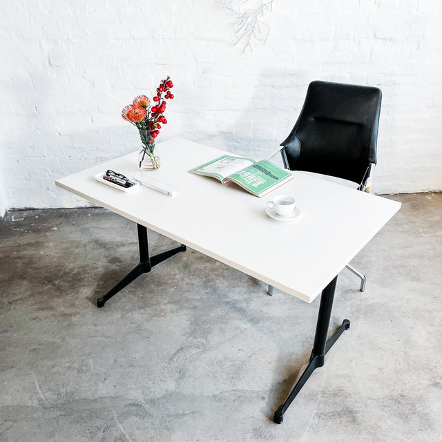 Vitra - Contract Table - Eames - Tisch - Schreibtisch - TOP Zustand