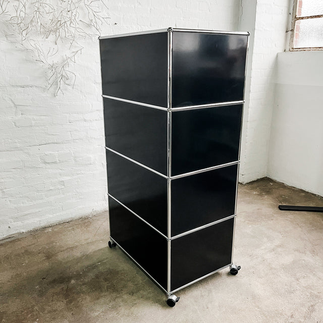 USM Haller - Schrank - Schwarz - 3 Klapptüren