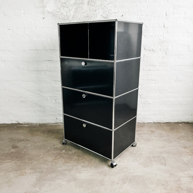 USM Haller - Schrank - Schwarz - 3 Klapptüren