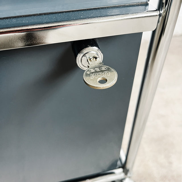 USM Haller - Rollcontainer - Anthrazit - gebrauchter TOP Zustand