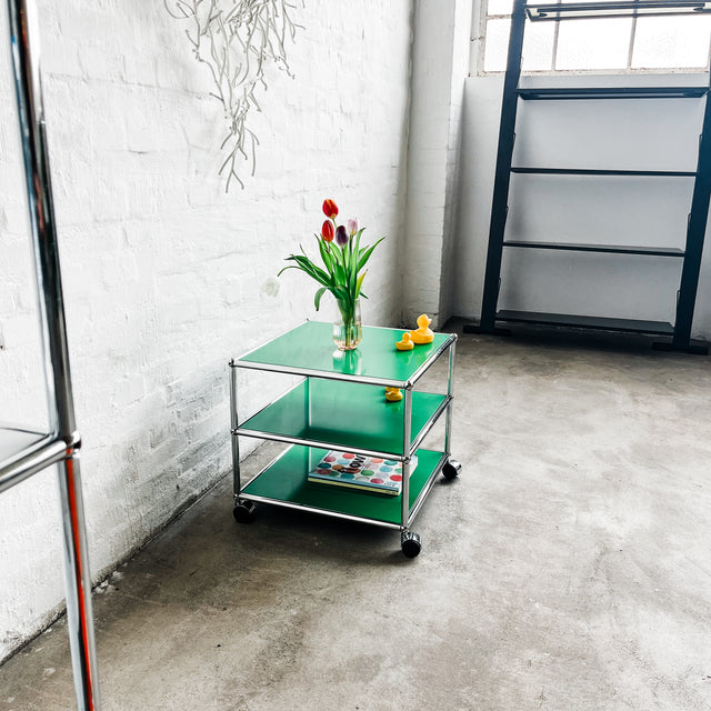 USM Haller - Beistelltisch - Grün - 3 Ebenen - TOP Zustand