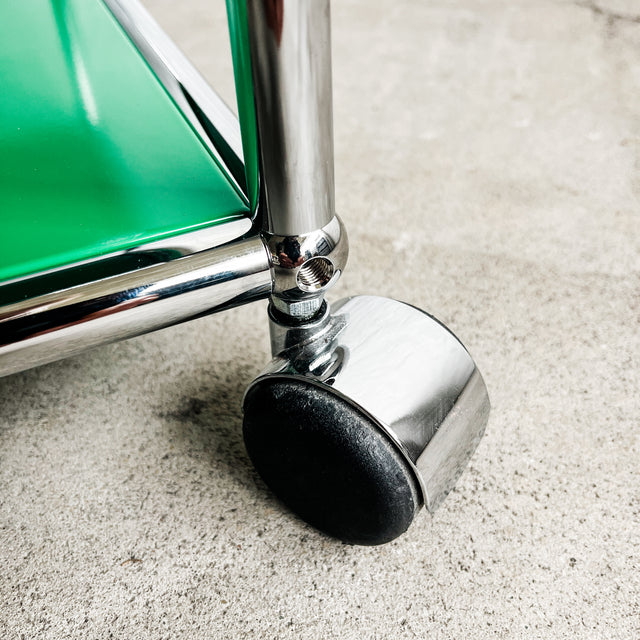 USM Haller - Beistelltisch - Grün - 3 Ebenen - TOP Zustand