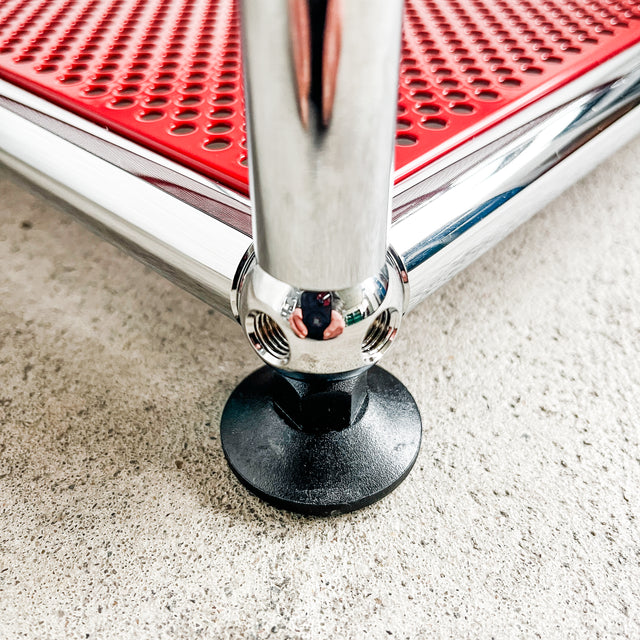 USM Haller - Beistelltisch - Rot Perforiert - TOP Zustand