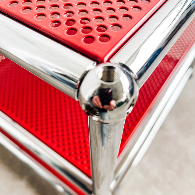 USM Haller - Beistelltisch - Rot Perforiert - TOP Zustand