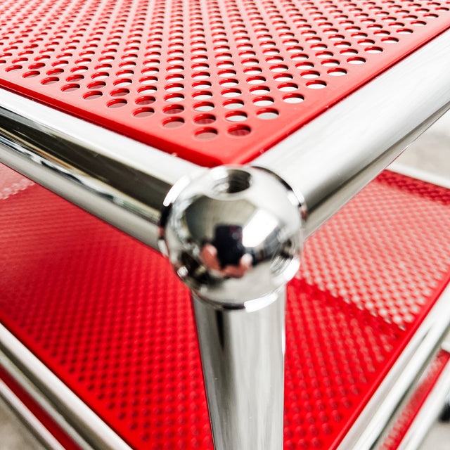 USM Haller - Beistellrollwagen - Rot Perforiert - 3 Ebenen