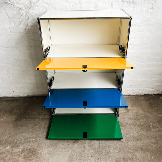 USM Haller - Highboard - Bunt - Weißer Korpus