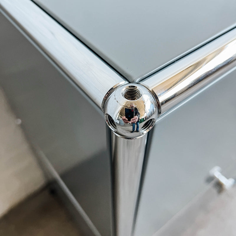 USM Haller - Sideboard - Mittelgrau - TOP Zustand