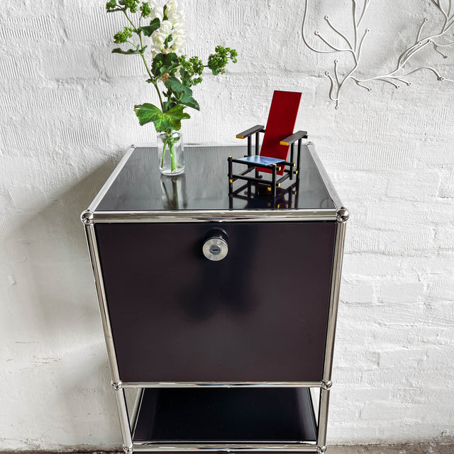 USM Haller - Highboard - Schwarz - 2 Klapptüren