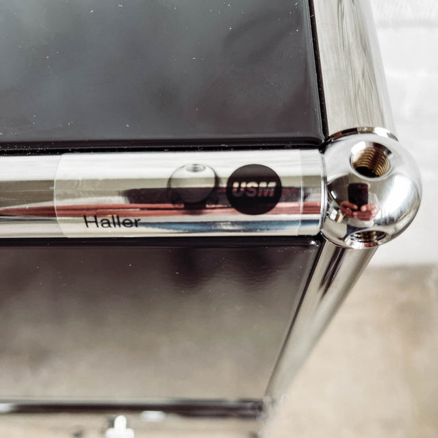 USM Haller - Highboard - Schwarz - 2 Klapptüren