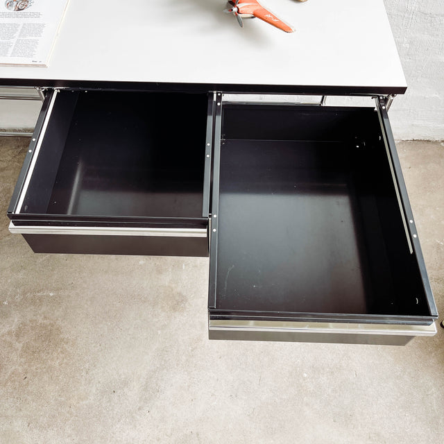 USM Haller - Sekretär - Schreibtisch - Perlgrau - guter gebrauchter Zustand