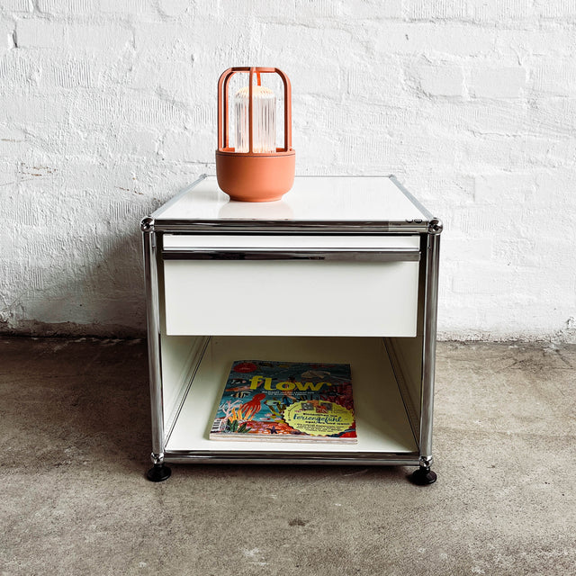 USM Haller - Nachttisch/Druckertisch - Weiß - gebrauchter TOP Zustand