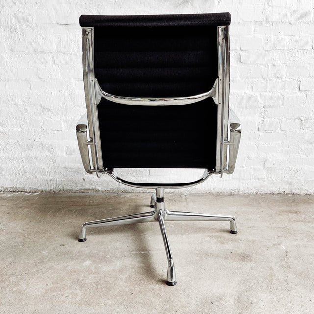 Vitra - EA 116 - Lounge Sessel - Schwarz