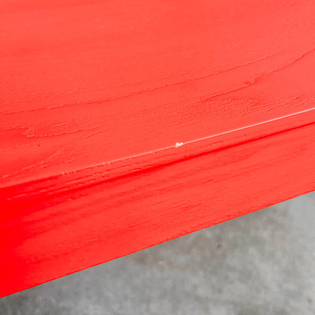 OUT - Schulz Stuhl - Leuchtrot