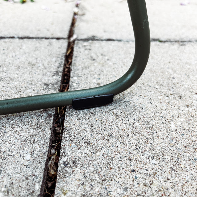 HOUE - Eyelet Table - Beistelltisch - Olive Green