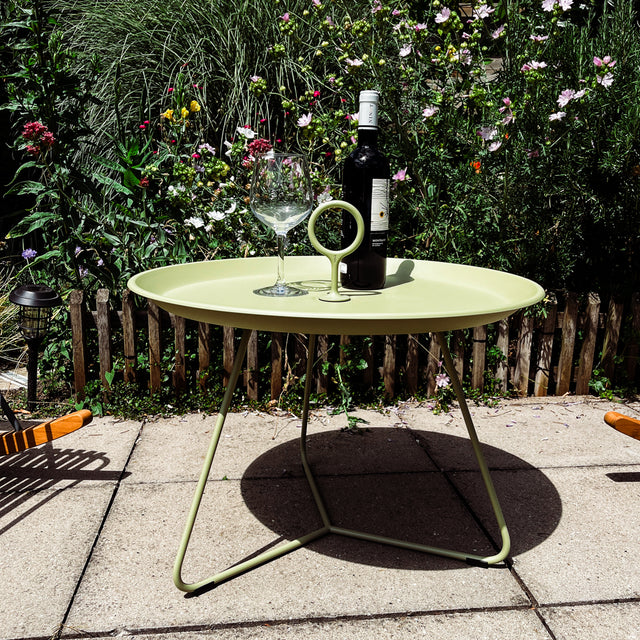 HOUE - Eyelet Table - Beistelltisch - Pistazie
