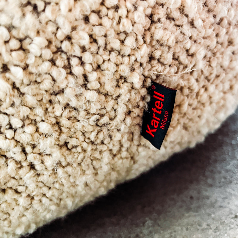 Kartell Sofa AALAND - Bouclé Stoff creme - Patricia Urquiola - NEU