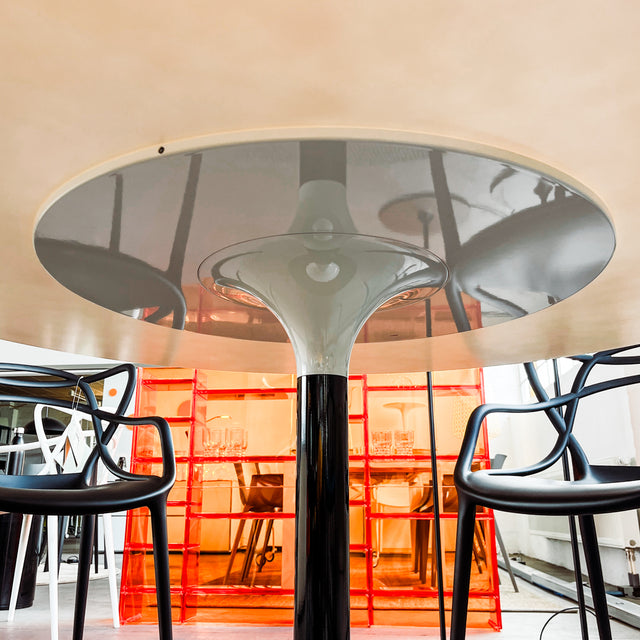 Kartell - Tisch Thierry XXL - Glas - ⌀130 cm -Schwarz/Weiß - NEU