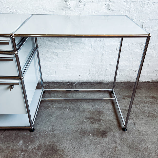 USM Haller - Sekretär - Schreibtisch - lichtgrau - gebrauchter TOP Zustand