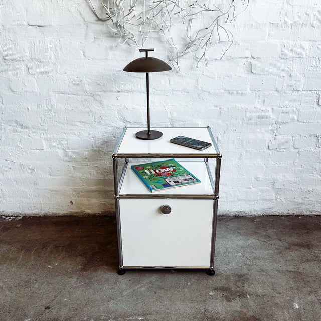 USM Haller - Nachtschränkchen - weiß - gebrauchter TOP Zustand