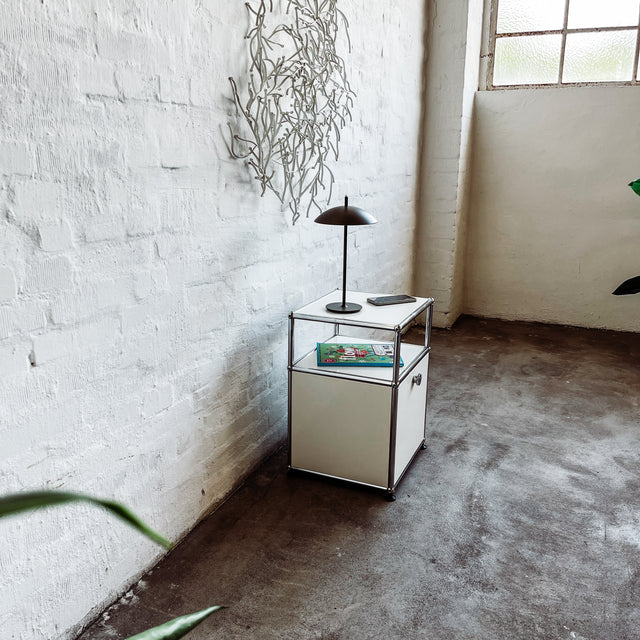 USM Haller - Nachtschränkchen - weiß - gebrauchter TOP Zustand