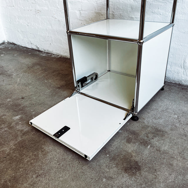 USM Haller - Nachtschränkchen - weiß - gebrauchter TOP Zustand