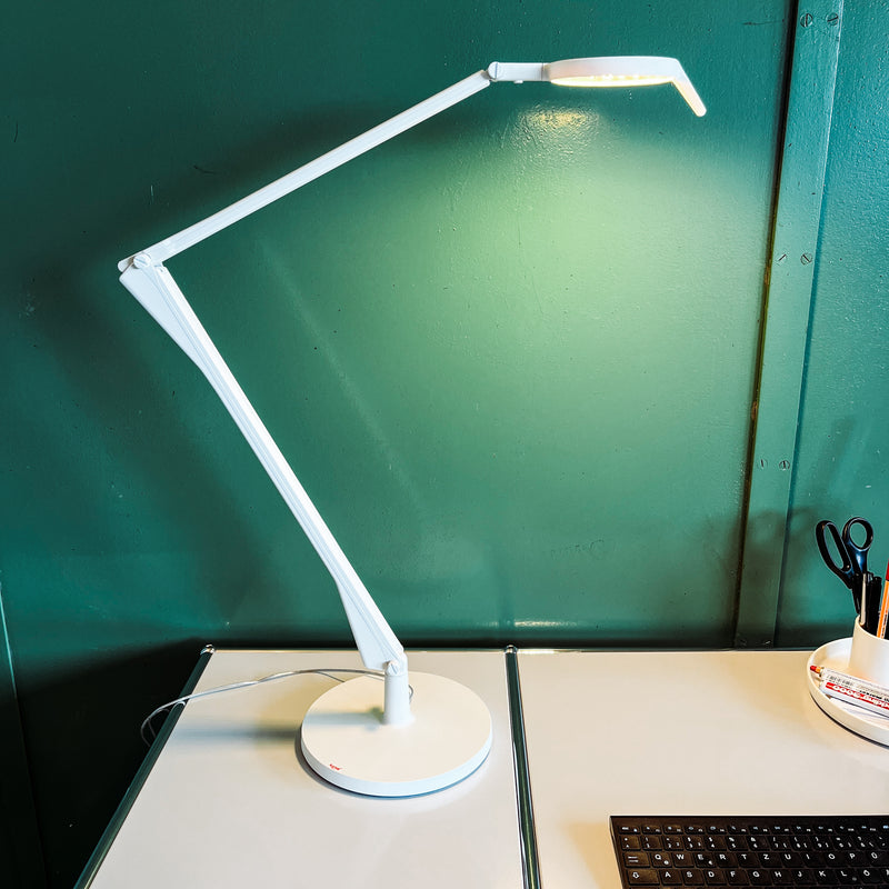 Kartell Tischleuchte Aledin tec mat - Weiß - Alberto e Francesco Meda - NEU