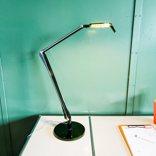 Kartell - Tischleuchte Aledin tec - Grün - Alberto e Francesco Meda - NEU