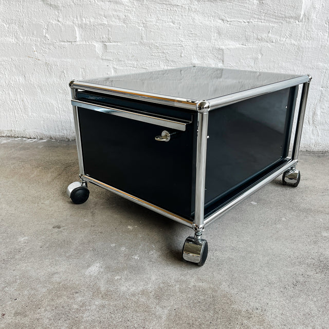 USM Haller - Druckerwagen - schwarz - abschließbare Schublade - gebrauchte TOP Qualität