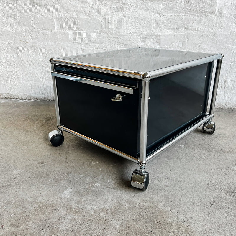 USM Haller - Druckerwagen - schwarz - abschließbare Schublade - gebrauchte TOP Qualität