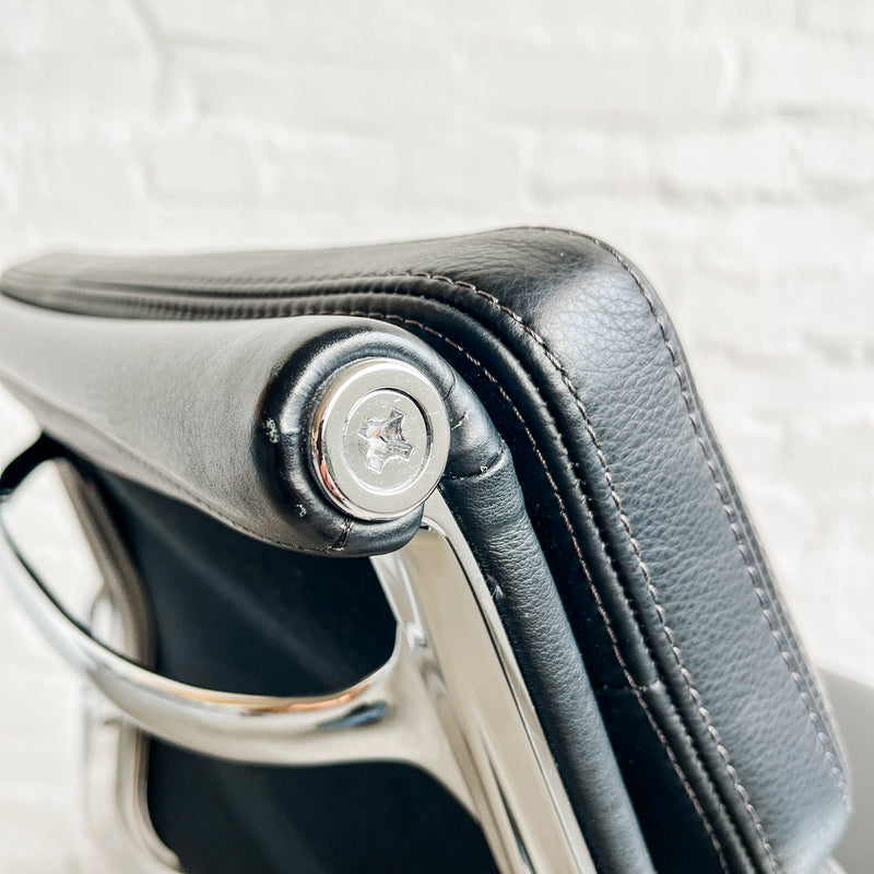 Vitra - Konferenzstuhl Soft Pad Chairs EA 208 Conference - Leder schwarz - gebrauchter TOP Zustand