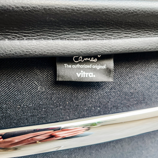 Vitra - Konferenzstuhl Soft Pad Chairs EA 208 Conference - Leder schwarz - gebrauchter TOP Zustand