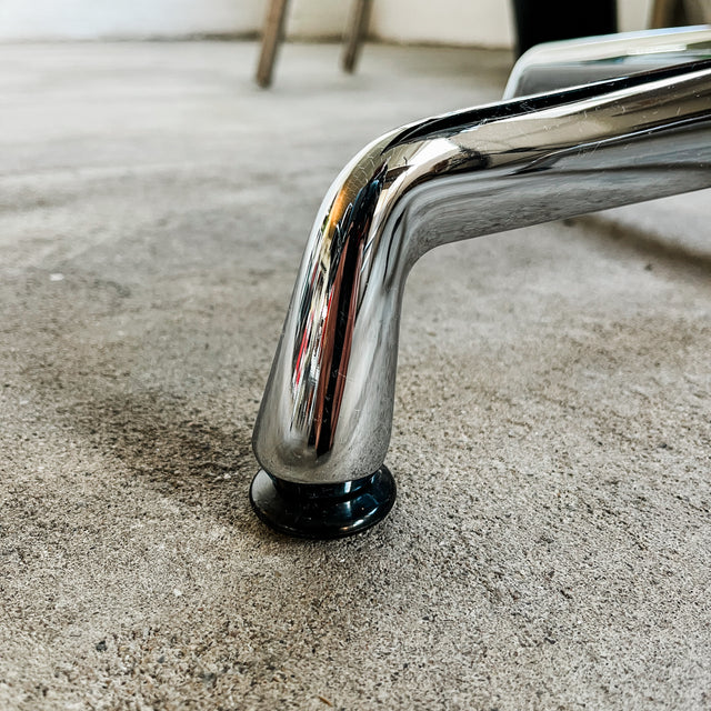 Vitra - Konferenzstuhl Soft Pad Chairs EA 208 Conference - Leder schwarz - gebrauchter TOP Zustand