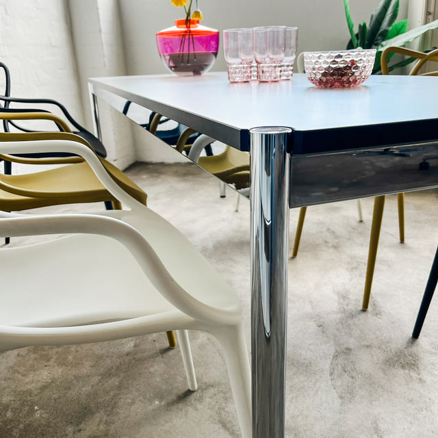 USM Haller Tisch - perlgrau alumatt - 225 x 75 cm - gebrauchter TOP Zustand