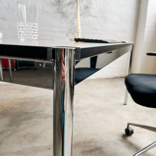 USM Haller - Tisch - reinweiß - 175 x 75 cm - gebrauchter TOP Zustand